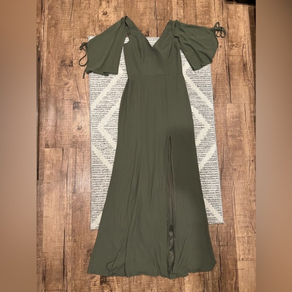 White by Vera Wang Swag Sleeve Green Gown Wedding Bridesmaid‎